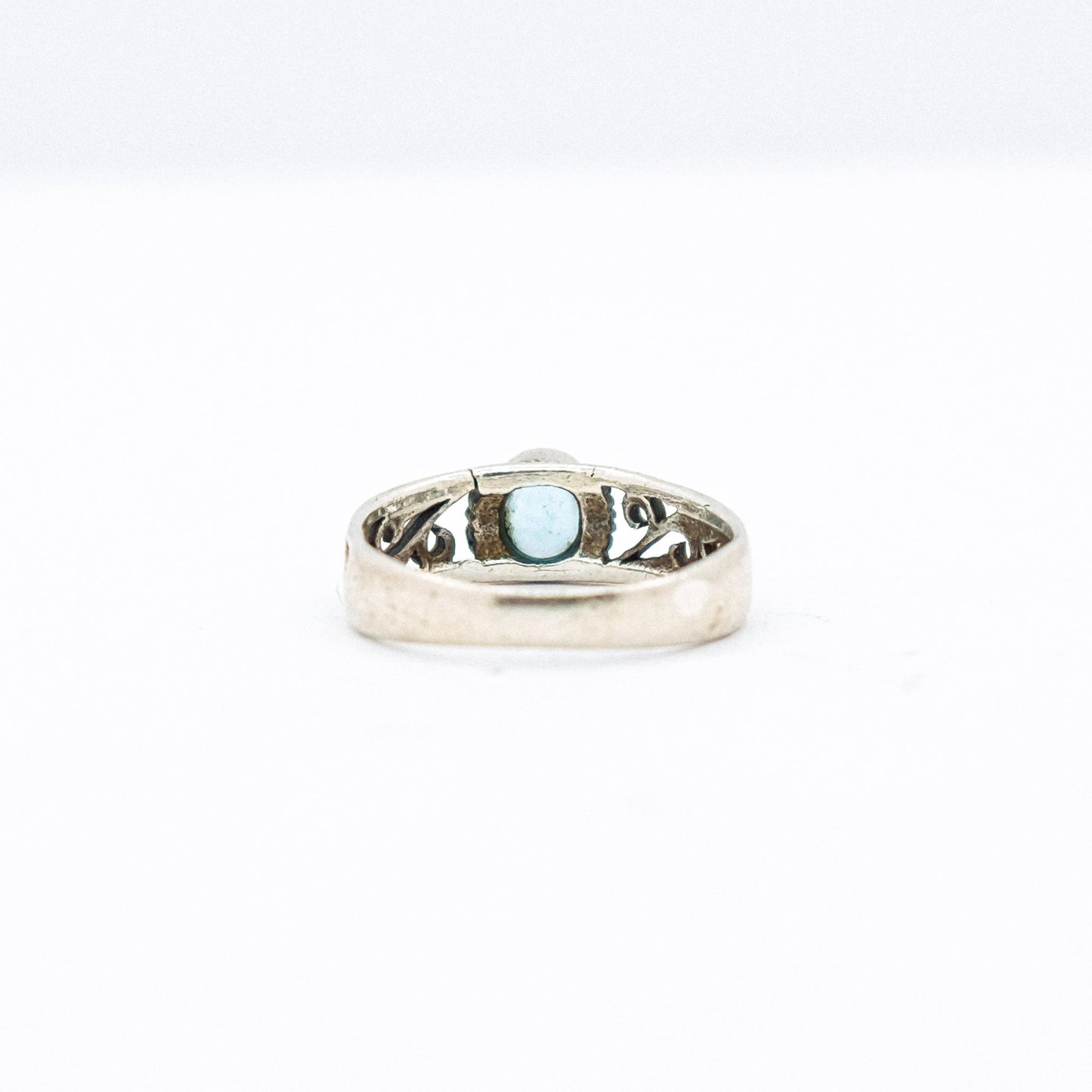 vintage spinel ring P47.N61.