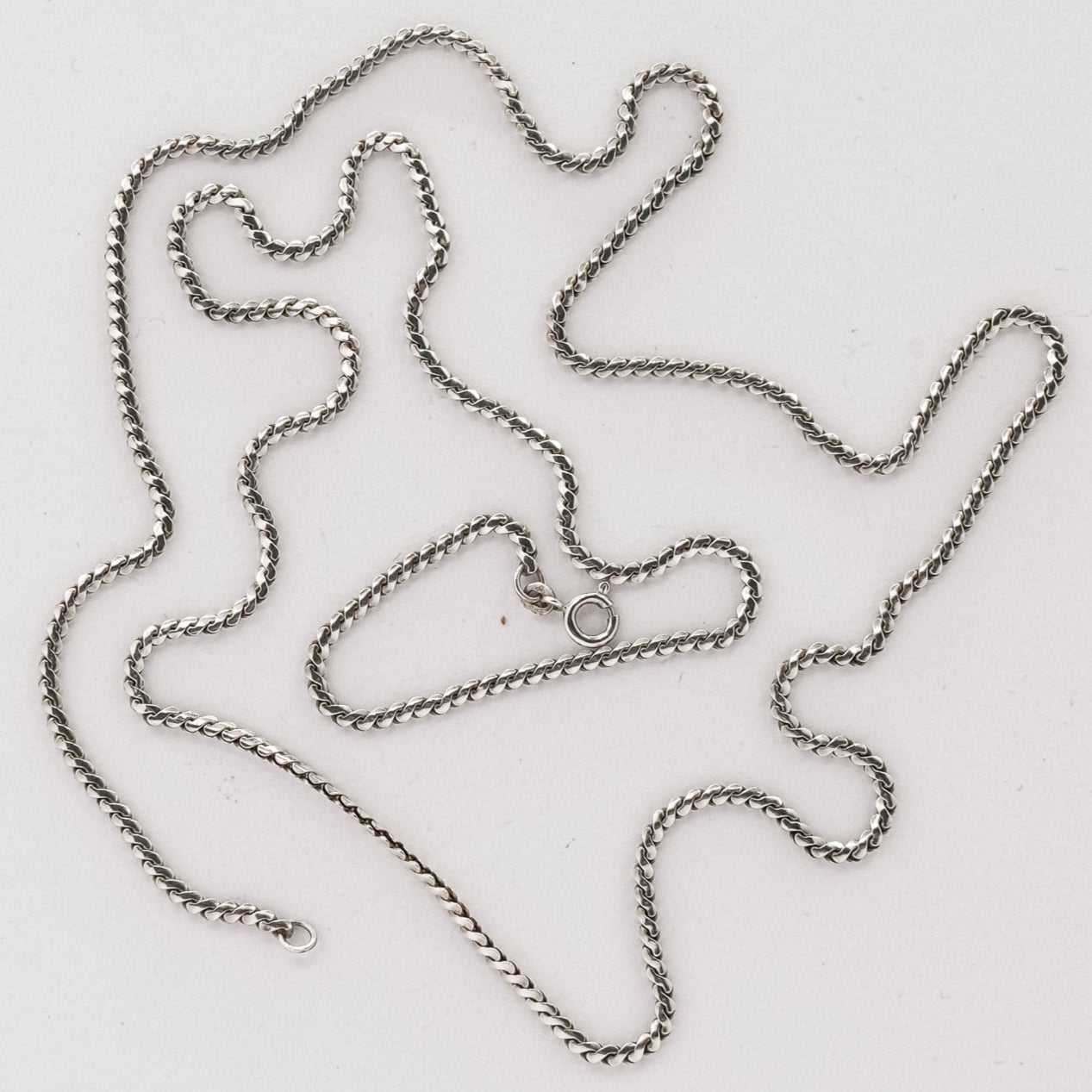 long 35 inch vintage sterling silver chain P47.N61.