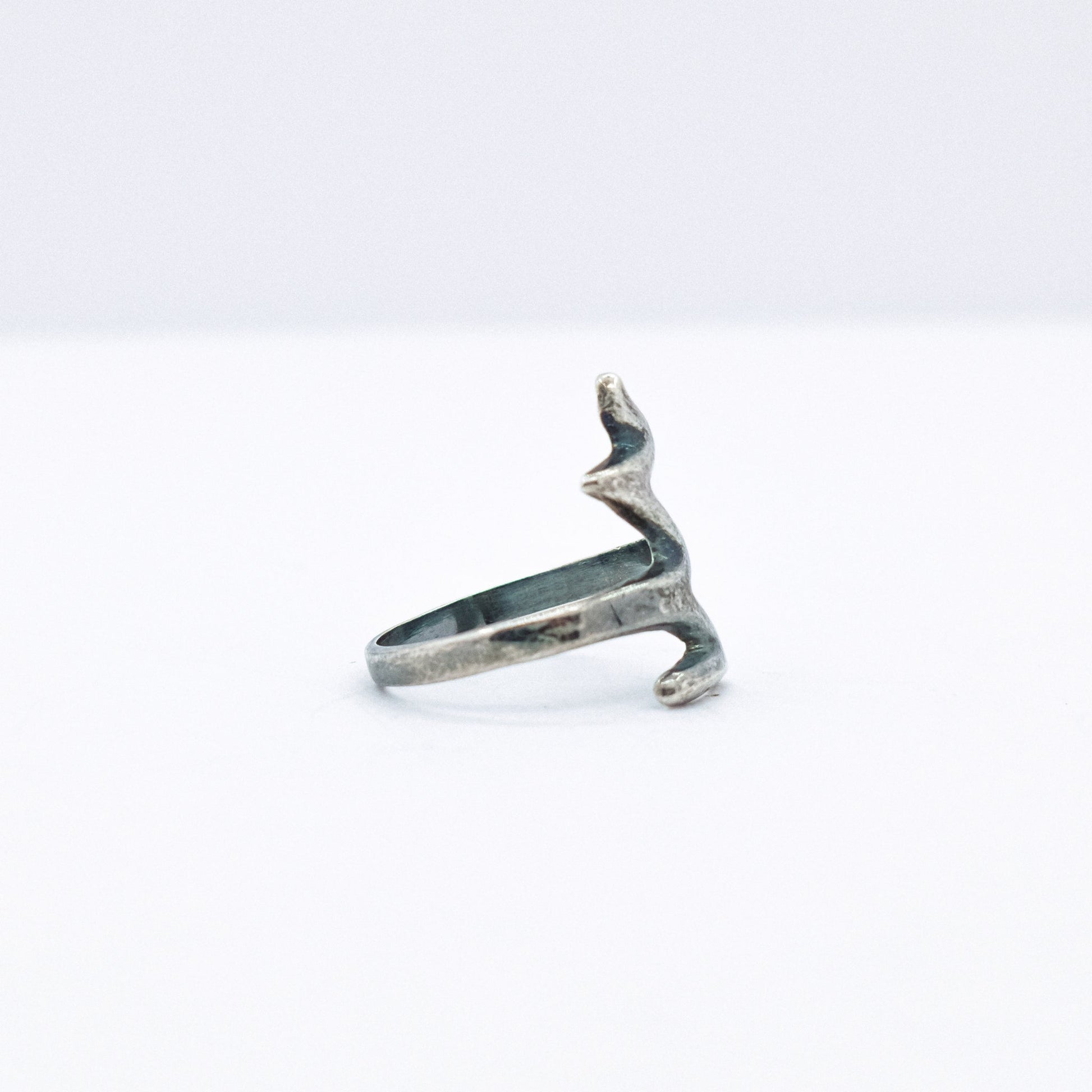 vintage lightning bolt ring P47.N61.
