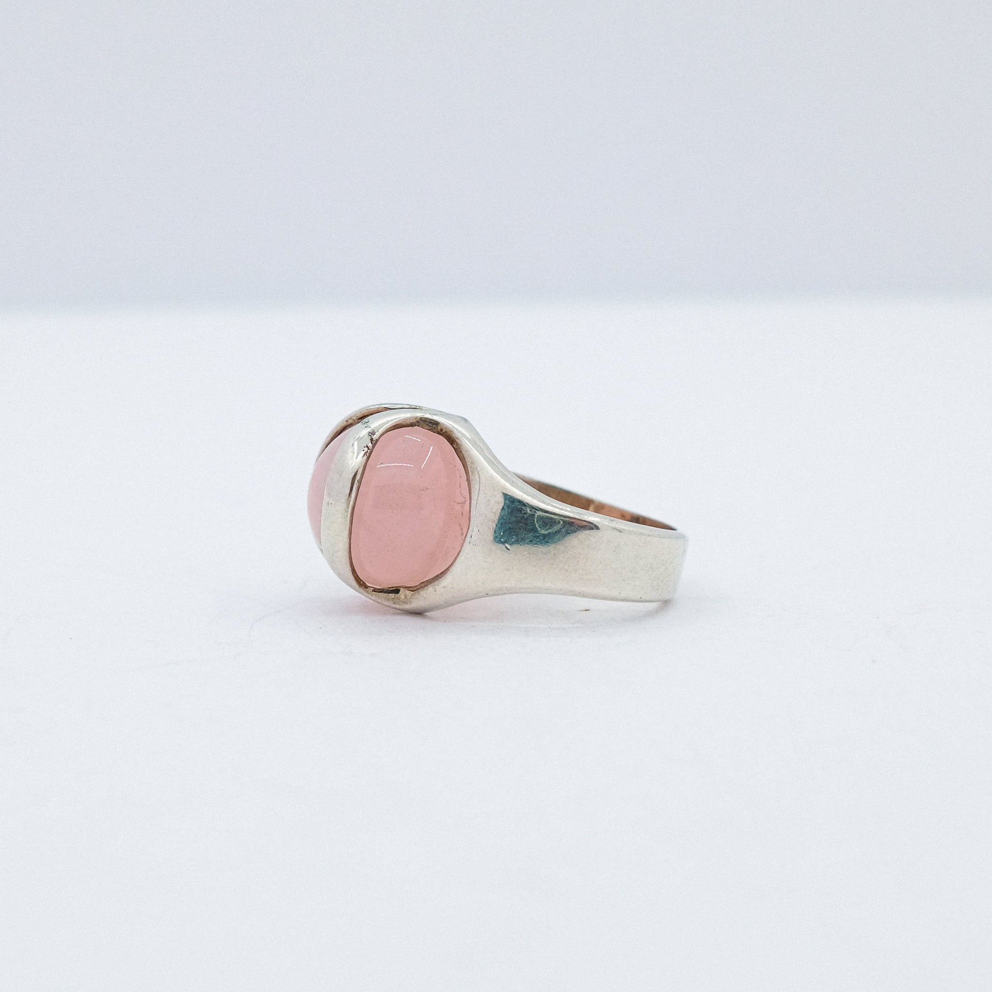 vintage rose quartz ring P47.N61.