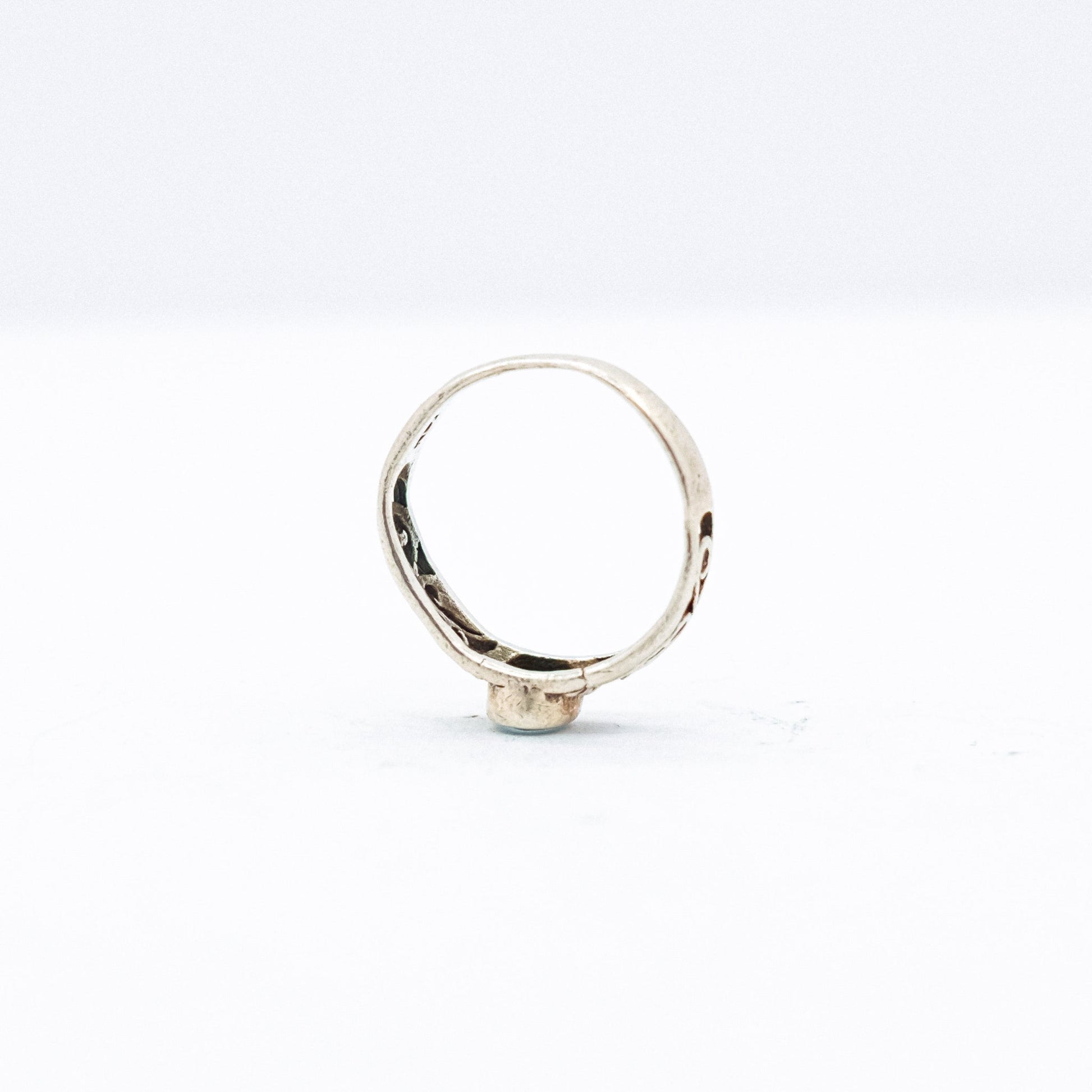 vintage spinel ring P47.N61.