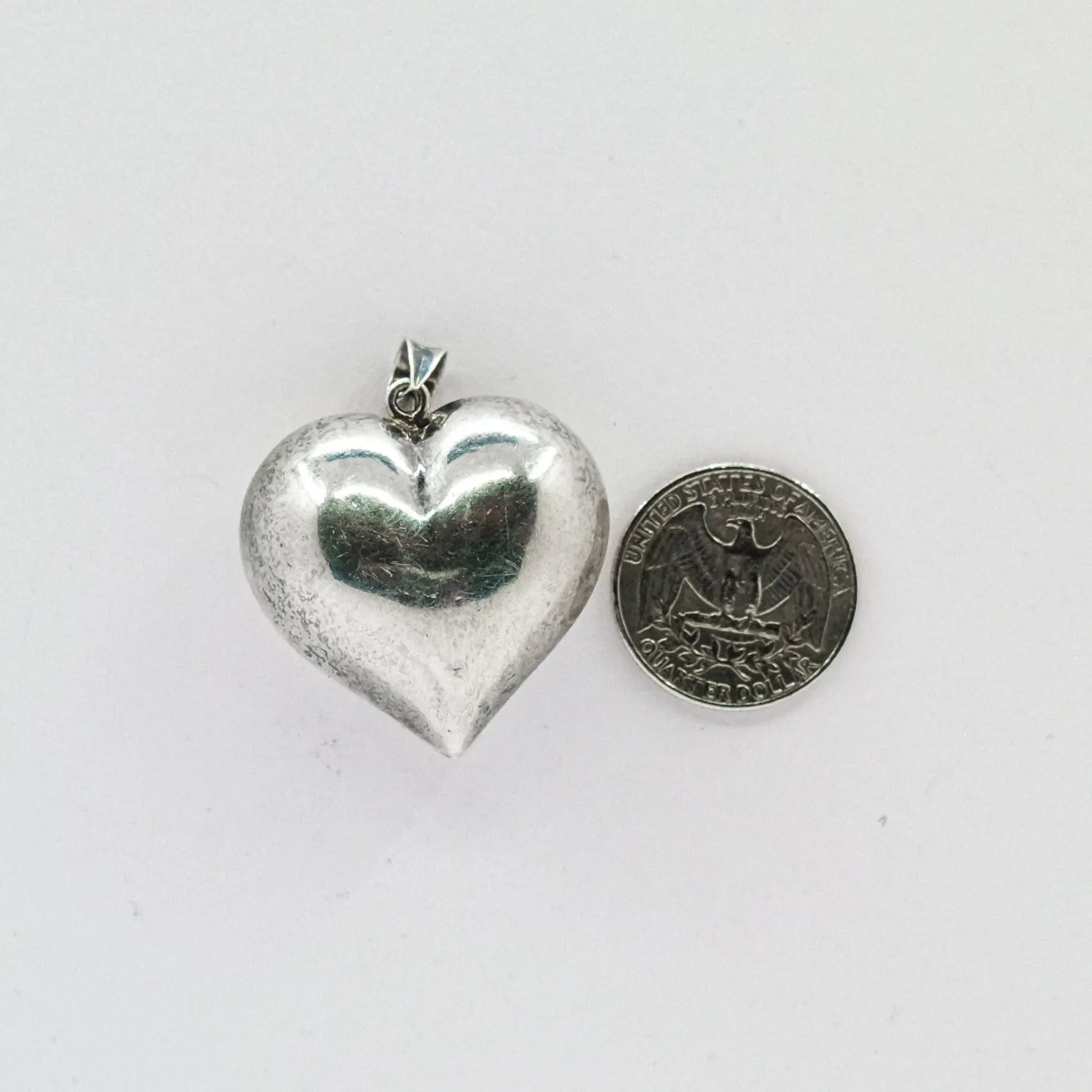 vintage small puff heart pendant My Store