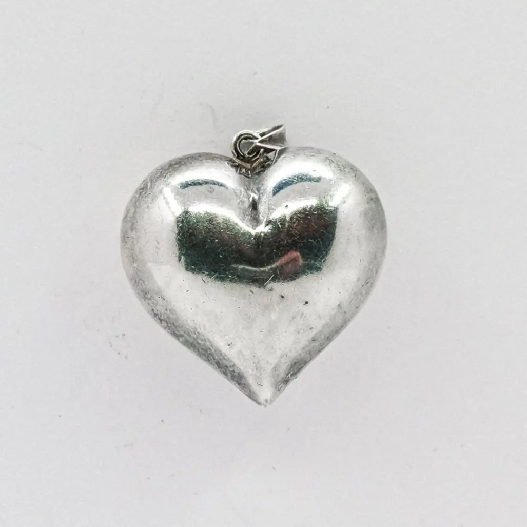 vintage small puff heart pendant My Store