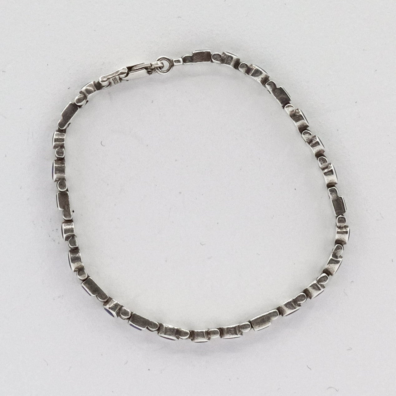 vintage 7.5 inch Lapis lazuli bracelet P47.N61.