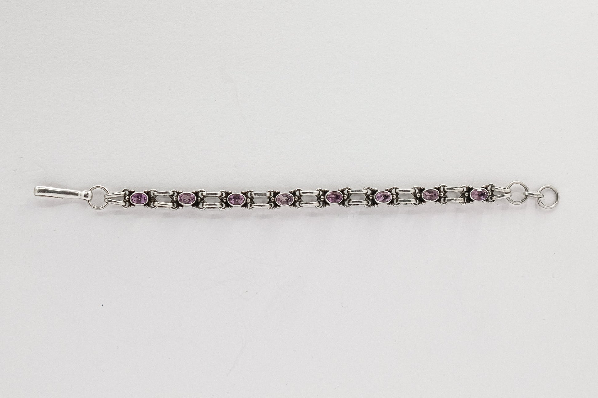 vintage 7.5 inch amethyst bracelet P47.N61.